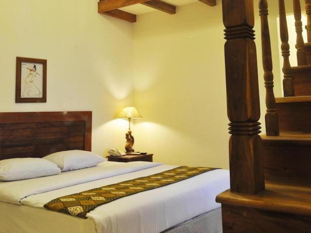 Bukit Daun Hotel And Resort Kediri  Dış mekan fotoğraf
