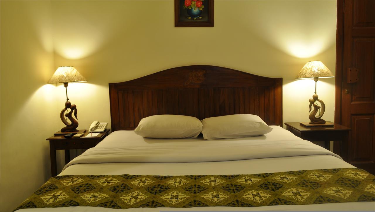 Bukit Daun Hotel And Resort Kediri  Dış mekan fotoğraf