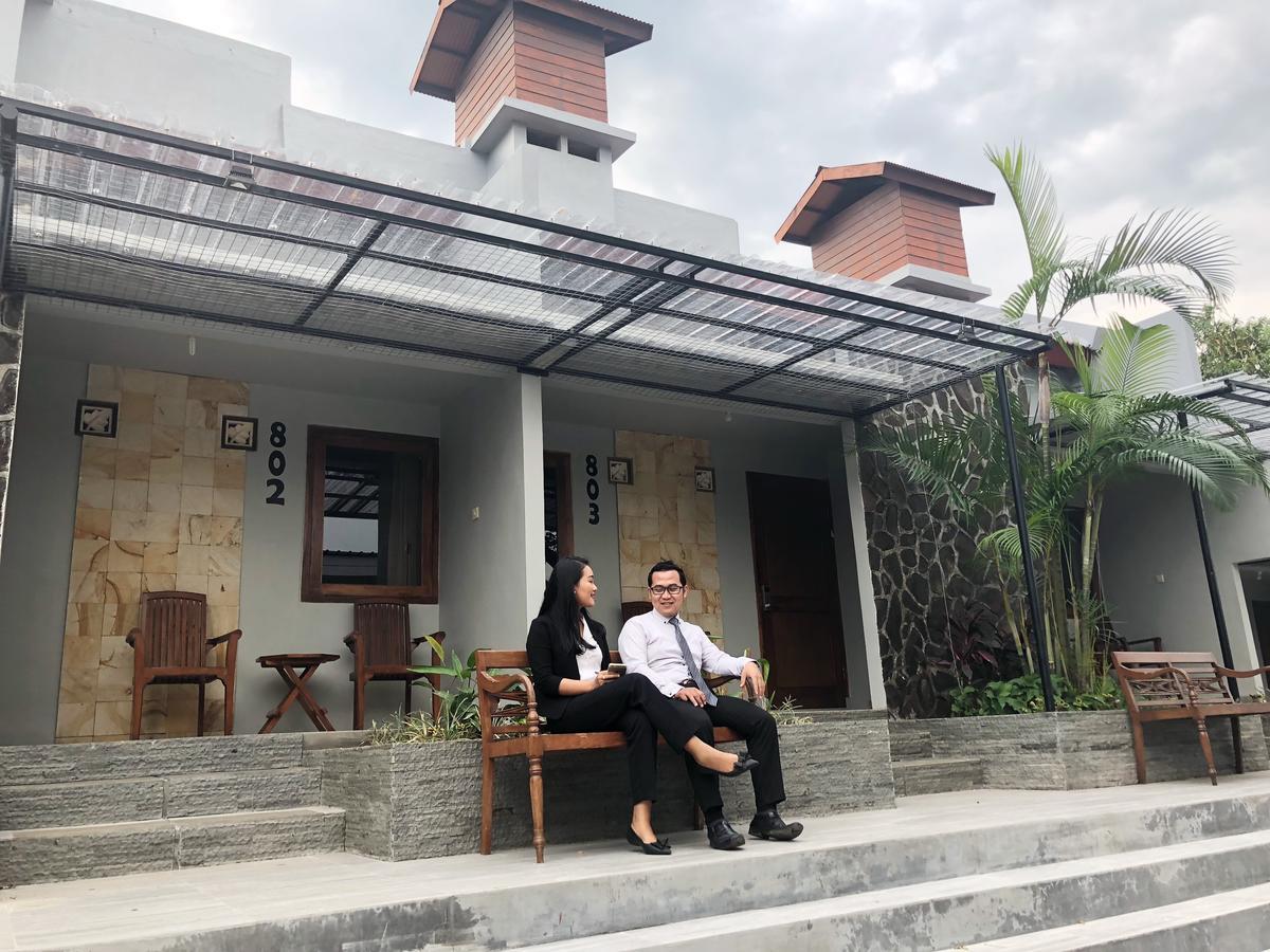 Bukit Daun Hotel And Resort Kediri  Dış mekan fotoğraf