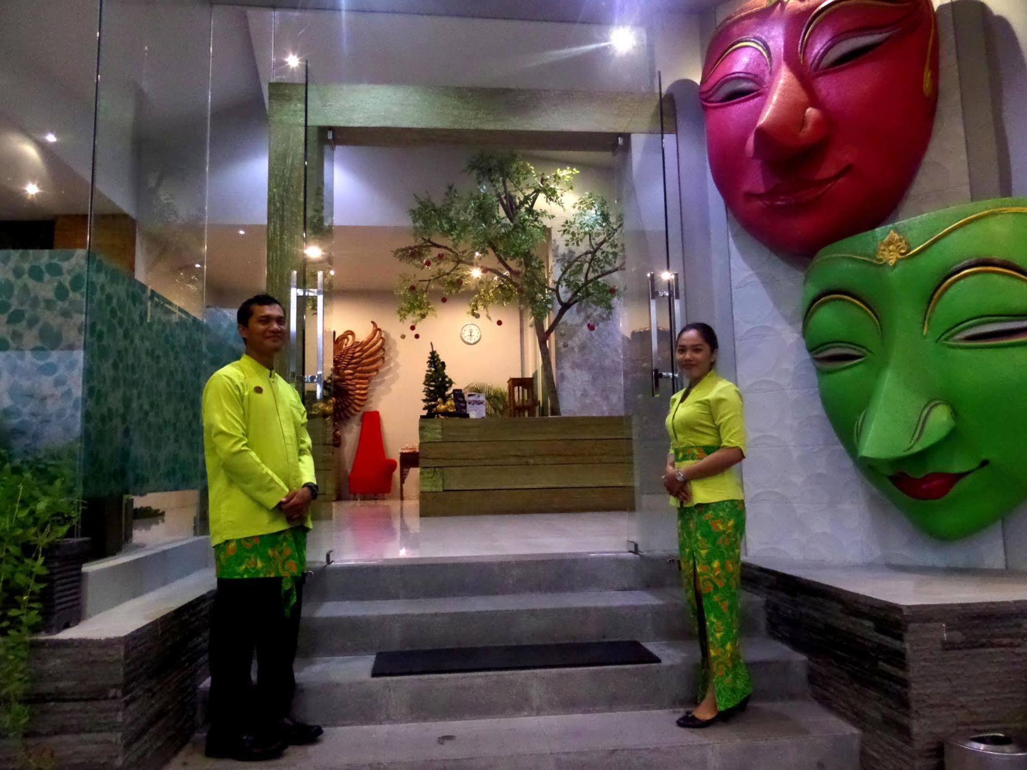 Bukit Daun Hotel And Resort Kediri  Dış mekan fotoğraf