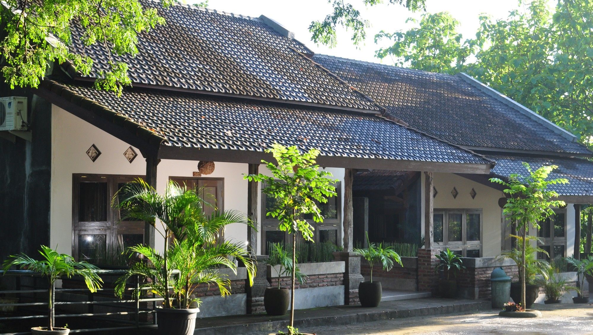 Bukit Daun Hotel And Resort Kediri  Dış mekan fotoğraf